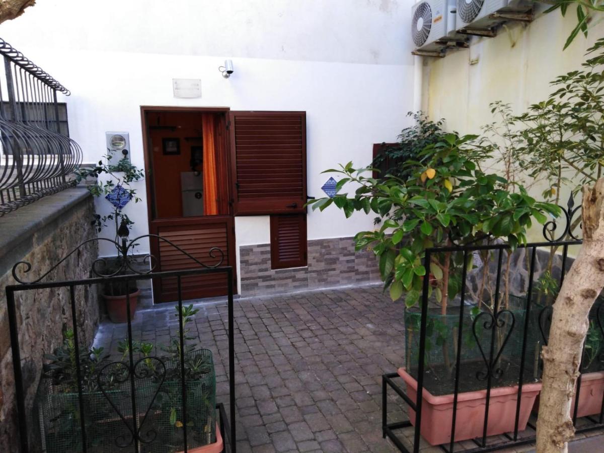 Appartamento Asia Lipari (Isola Lipari) Exterior foto